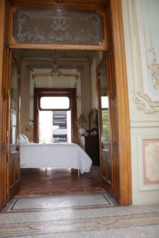 Leonora Hostal Puebla Rom bilde