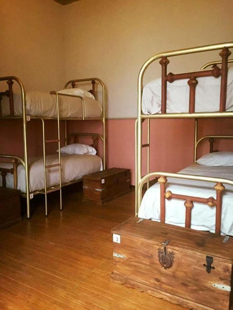 Leonora Hostal Puebla Eksteriør bilde