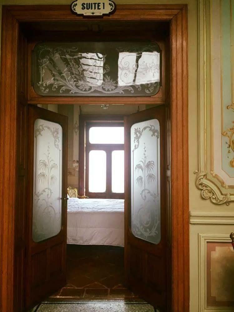 Leonora Hostal Puebla Eksteriør bilde