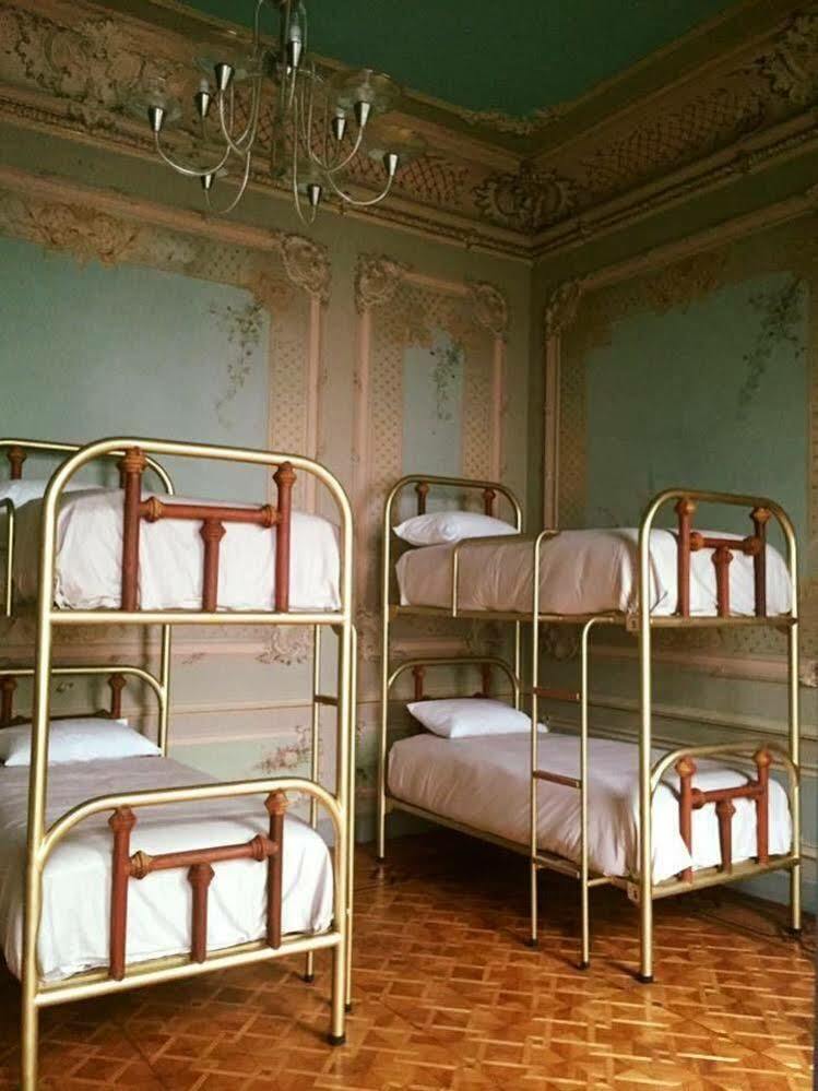 Leonora Hostal Puebla Eksteriør bilde