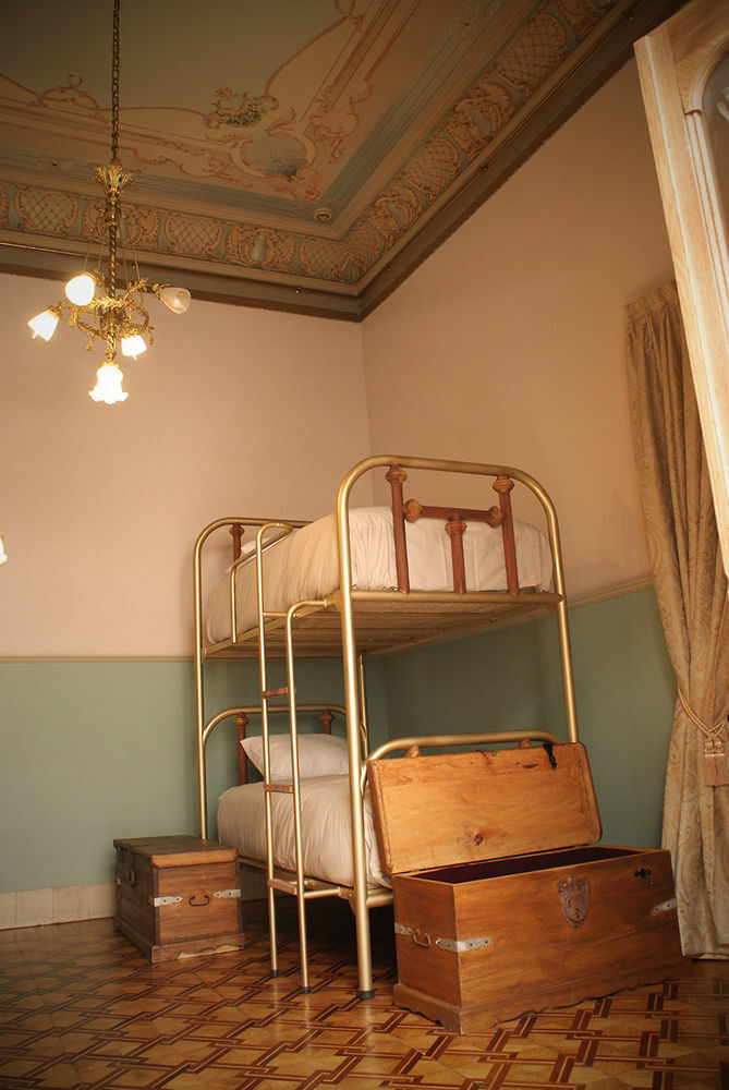 Leonora Hostal Puebla Eksteriør bilde